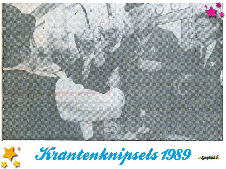 Krantenknipsels Moesland 1989