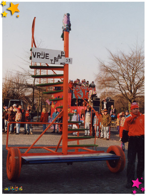 Nie Gering met de loopgroep