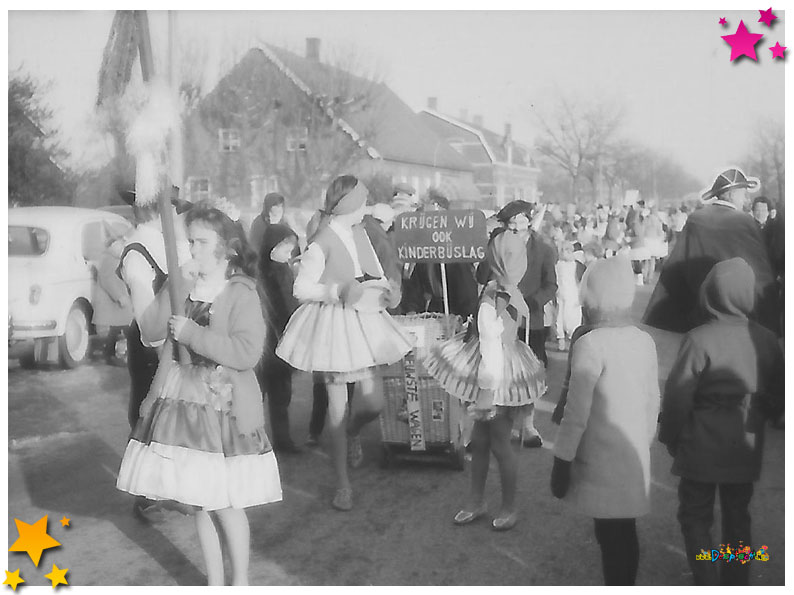 Nieuwe oude carnavalsfoto's