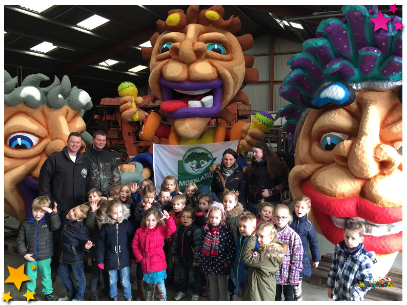 Zeelandse jeugd bezoekt Schaijkse carnavalsvereniging in Reek