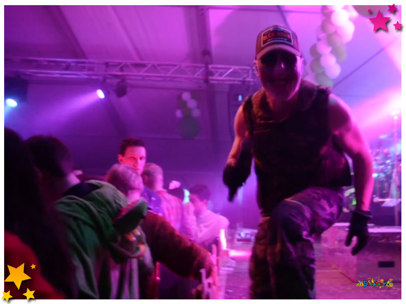 Feest in de tent bij de Potter Moeshütte - 2017