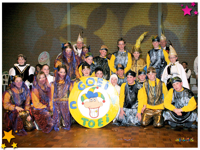 Goei Toei in 2005 bij de jeugdcarnaval van Schaijk