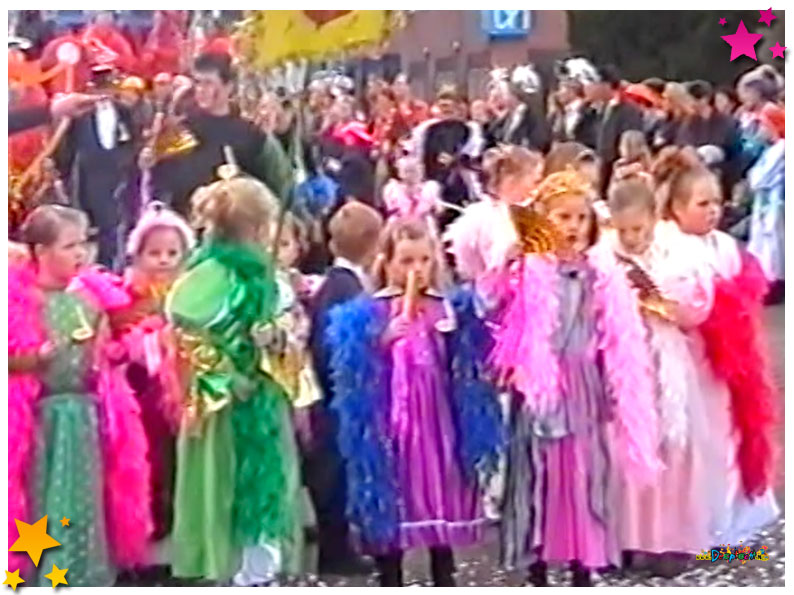 Jeugdoptocht Schaijk 2003
