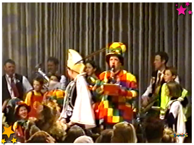 Prijsuitreiking Jeugdoptocht Schaijk 2003