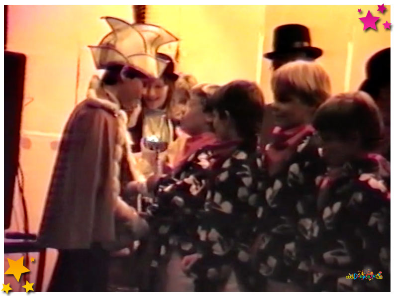 Prijsuitreiking jeugdoptocht  Schaijk - 1984