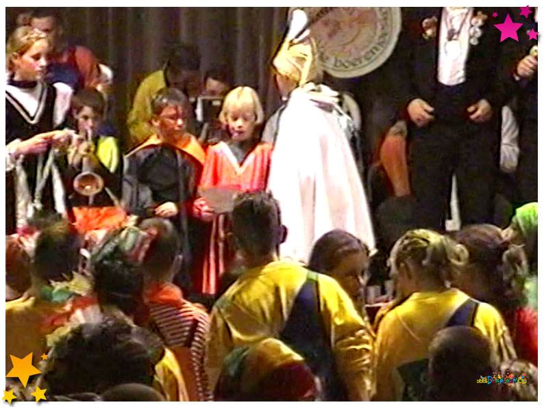Prijsuitreiking Jeugdoptocht Schaijk 2004