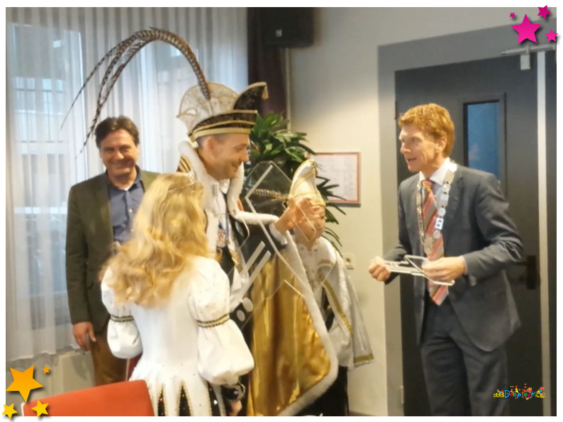 Terug brengen van de gemeentesleutel - 2015